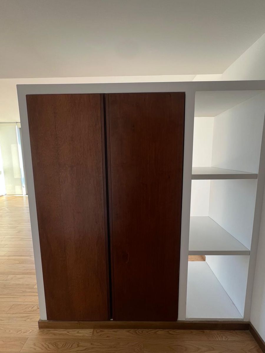 RAMON FALCON 5741 · Villa Luro — foto 5