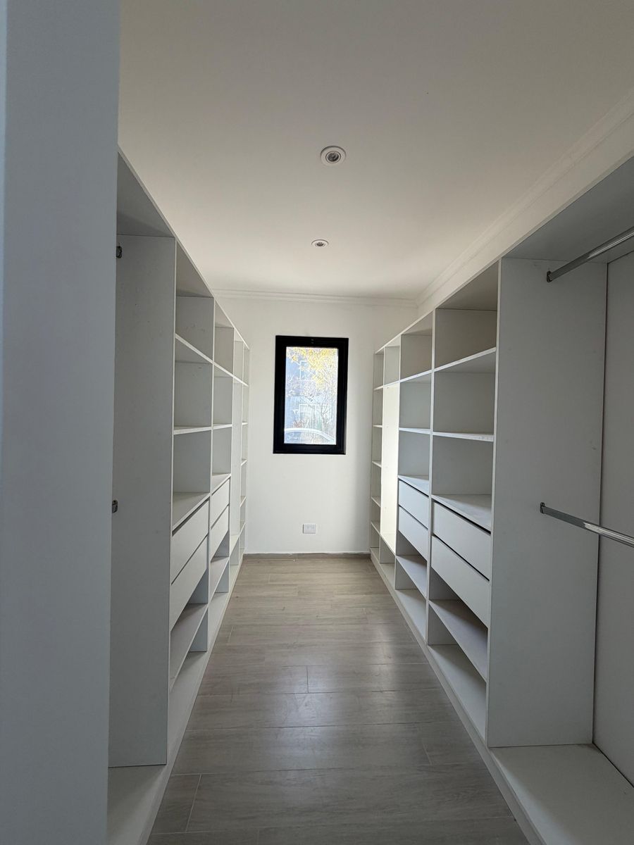 UNA CASA SOÑADA PARA DISFRUTAR TODO EL AÑO - A LA LAGUNA