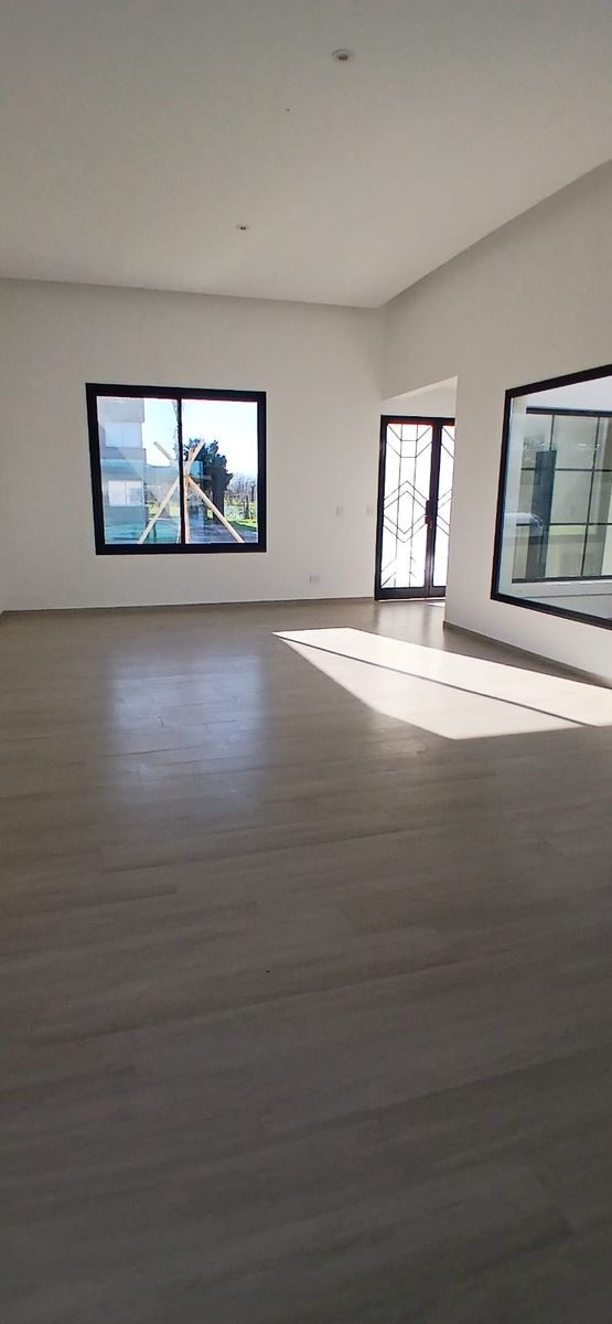 San Matias (Mermoz Sur 2000) · Escobar — foto 30