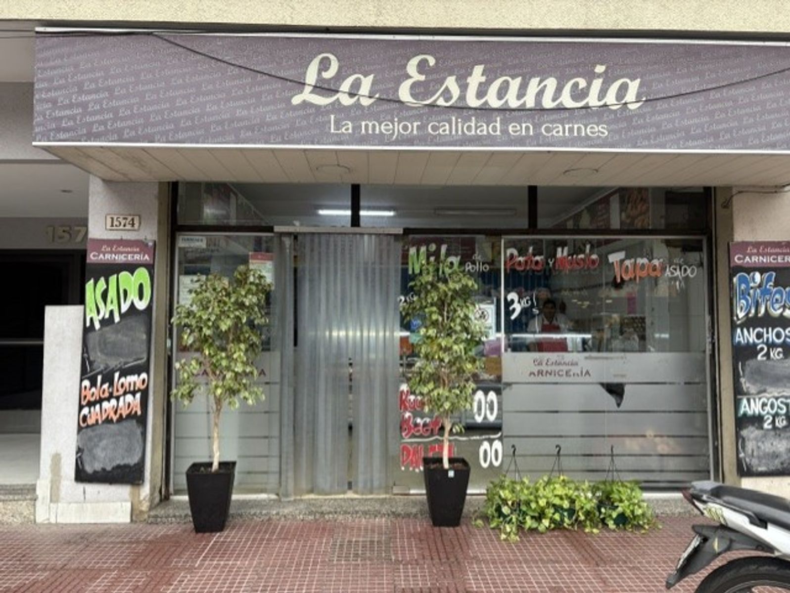 LOCAL COMERCIAL EN EXCELENTE UBICACION