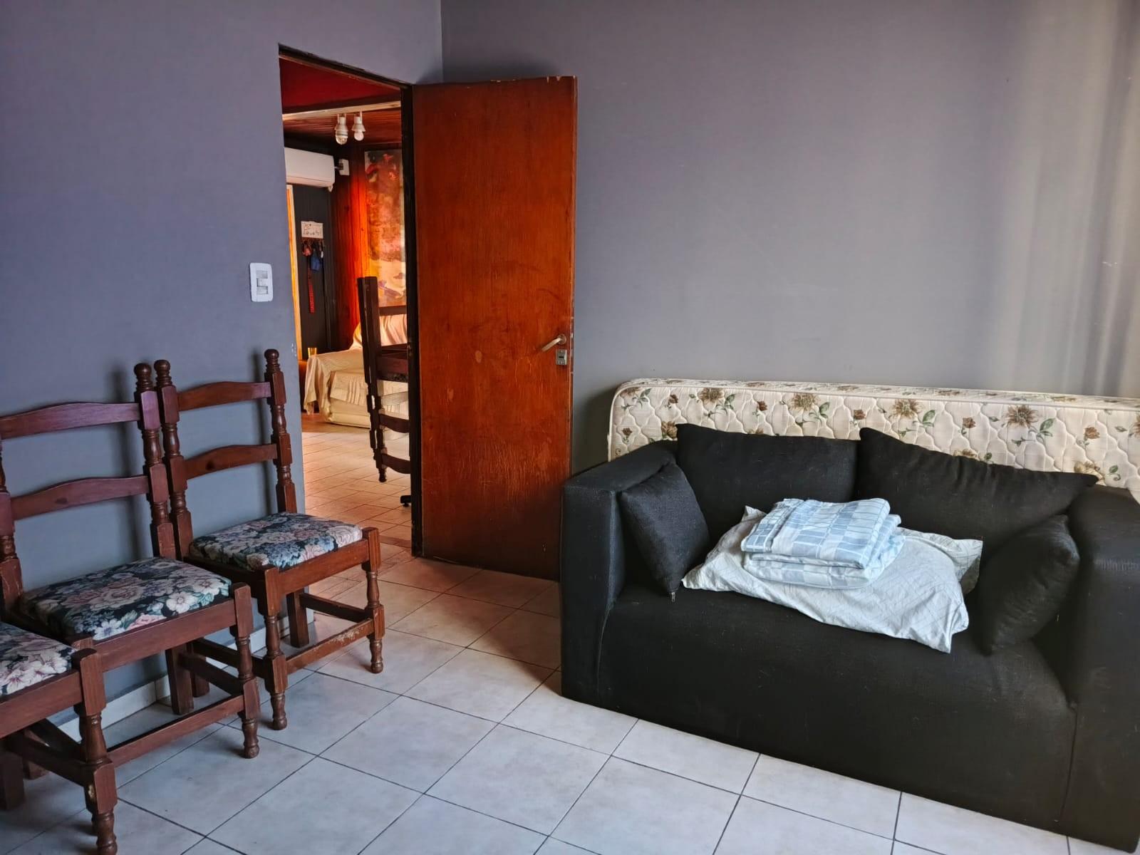 3 de febrero DE FEBRERO 4000 · Lanús — foto 9