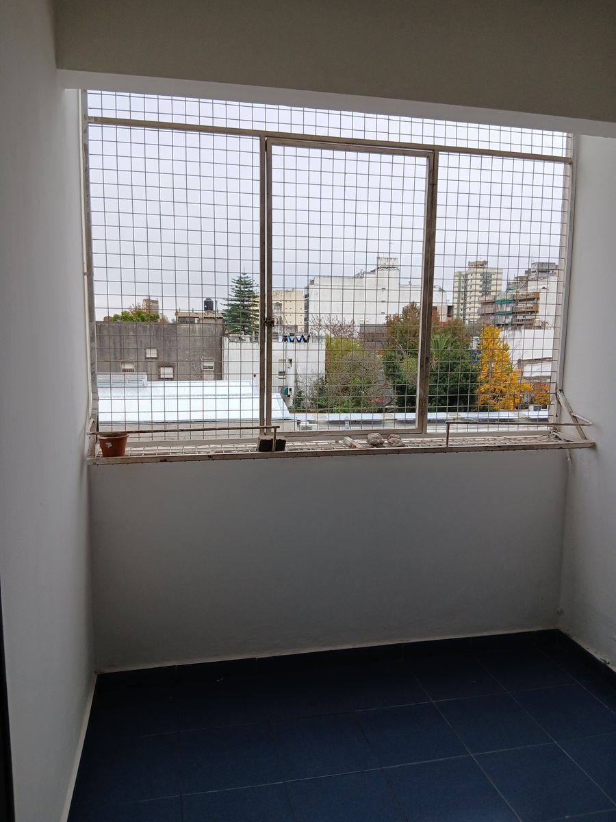 AV AVELLANEDA 3700 · Floresta — foto 5