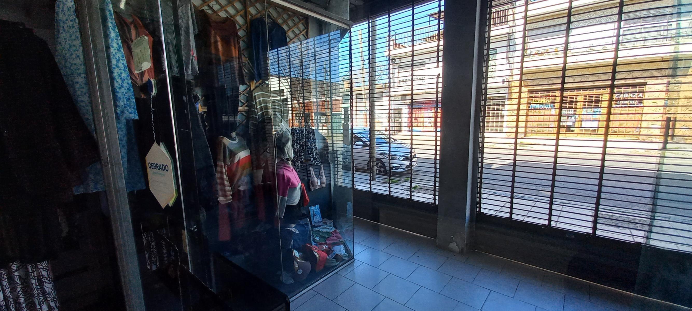 TAGLE 3800 · Lanús — foto 3