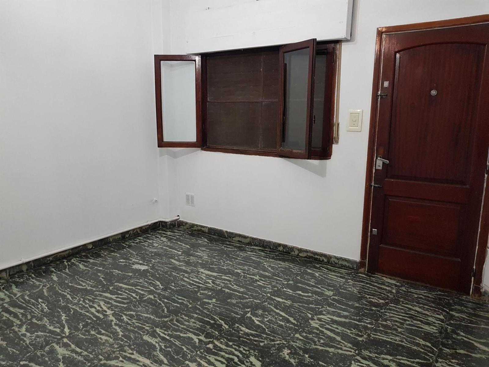 JOSE BIANCO 605 · Morón — foto 13