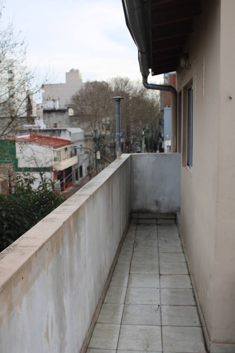 General Enrique Mosconi 3106 · Tres De Febrero — foto 9