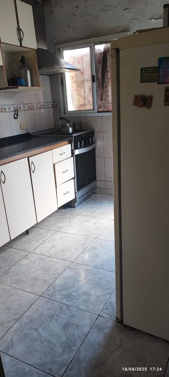 LISZT 1285 · Hurlingham — foto 4