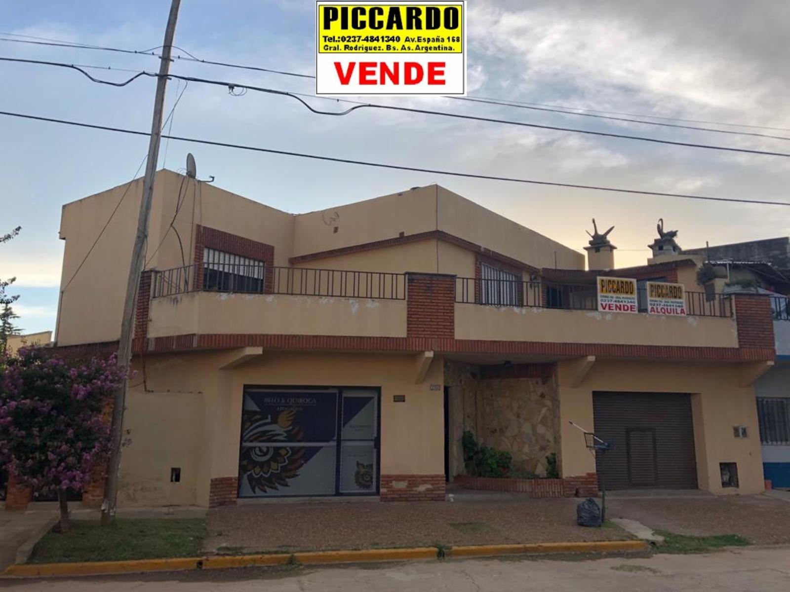 DOS CASAS CON LOCAL EN VENTA ZONA URBANA NORTE REF. BR59 GRAL. RODRÍGUEZ PICCARDO.