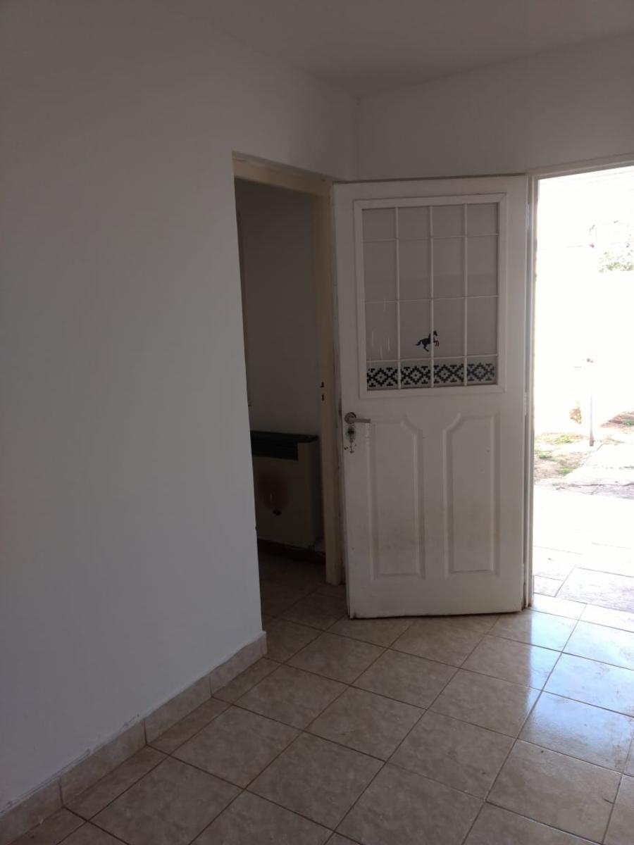 Cabrera 970 · Junín — foto 11