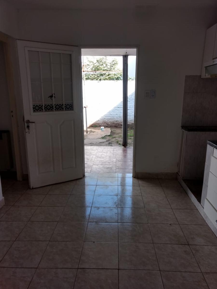 Cabrera 970 · Junín — foto 9