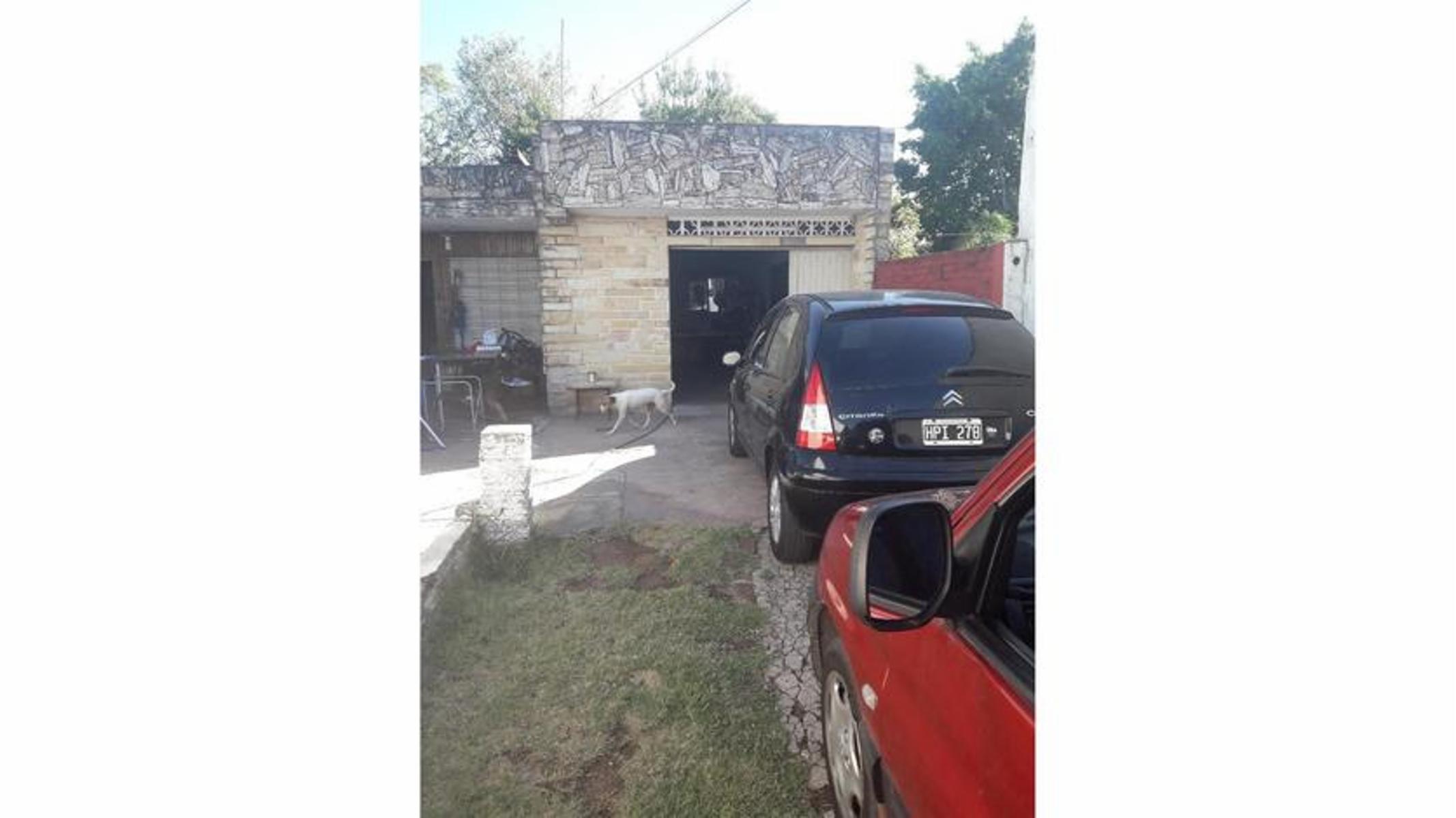 Castelli 1000 · Morón — foto 3