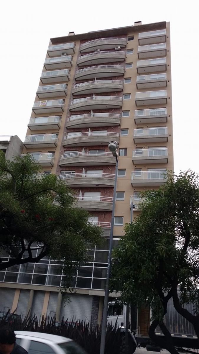 Excelente Oficina a 1/2 Cuadra Peatonal Belgrano C/renta