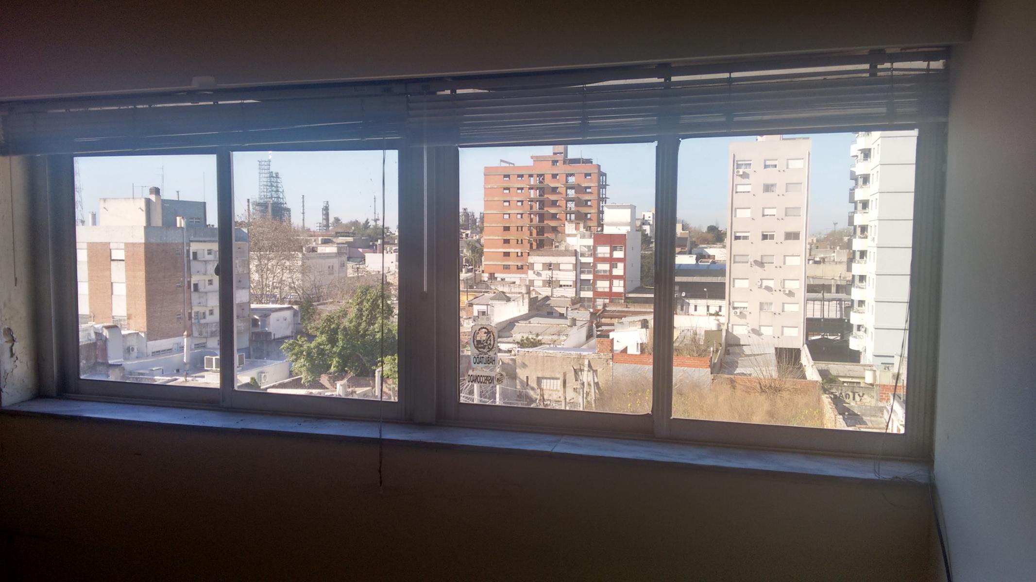 Avenida Rocca 189 · Campana — foto 4