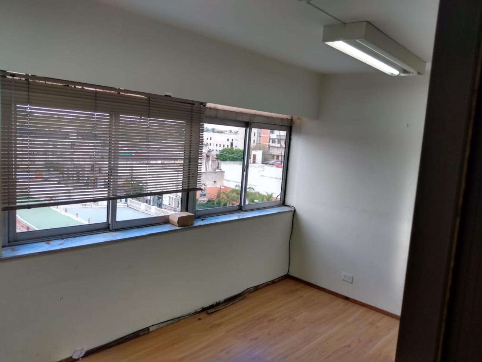 Avenida Rocca 189 · Campana — foto 9
