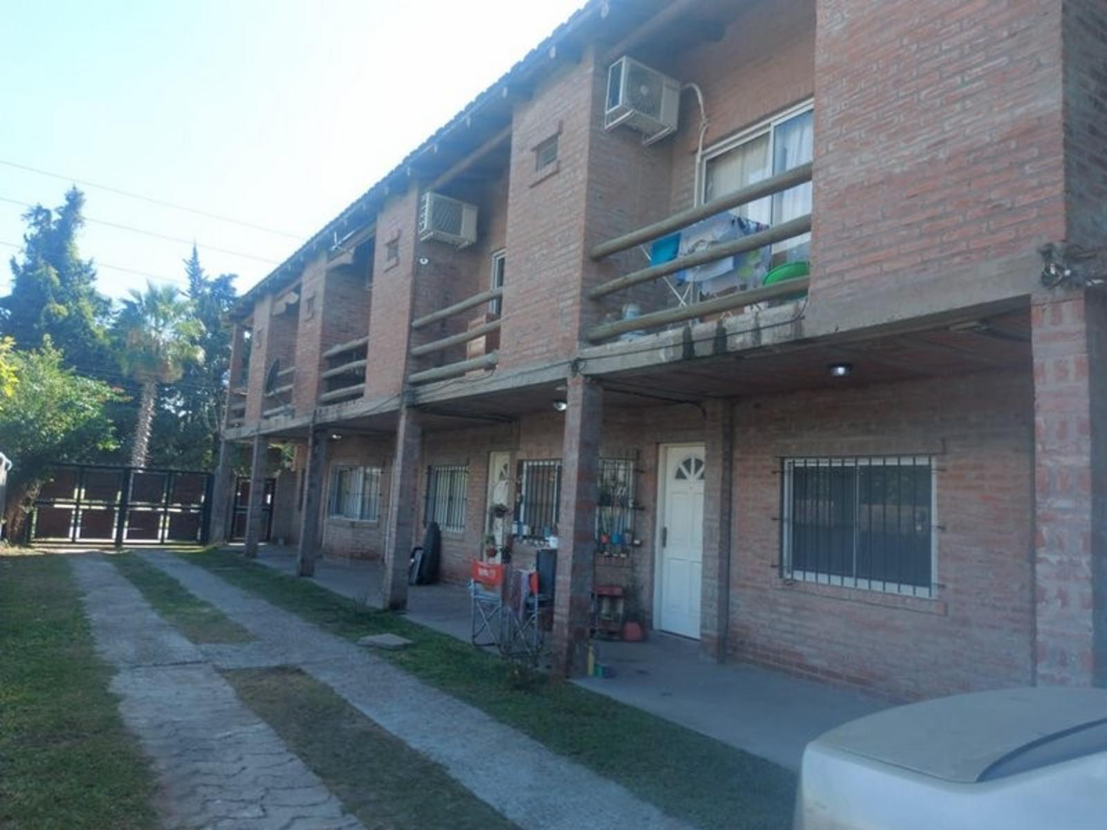Av. Gral. Juan Domingo Perón · Tigre — foto 9