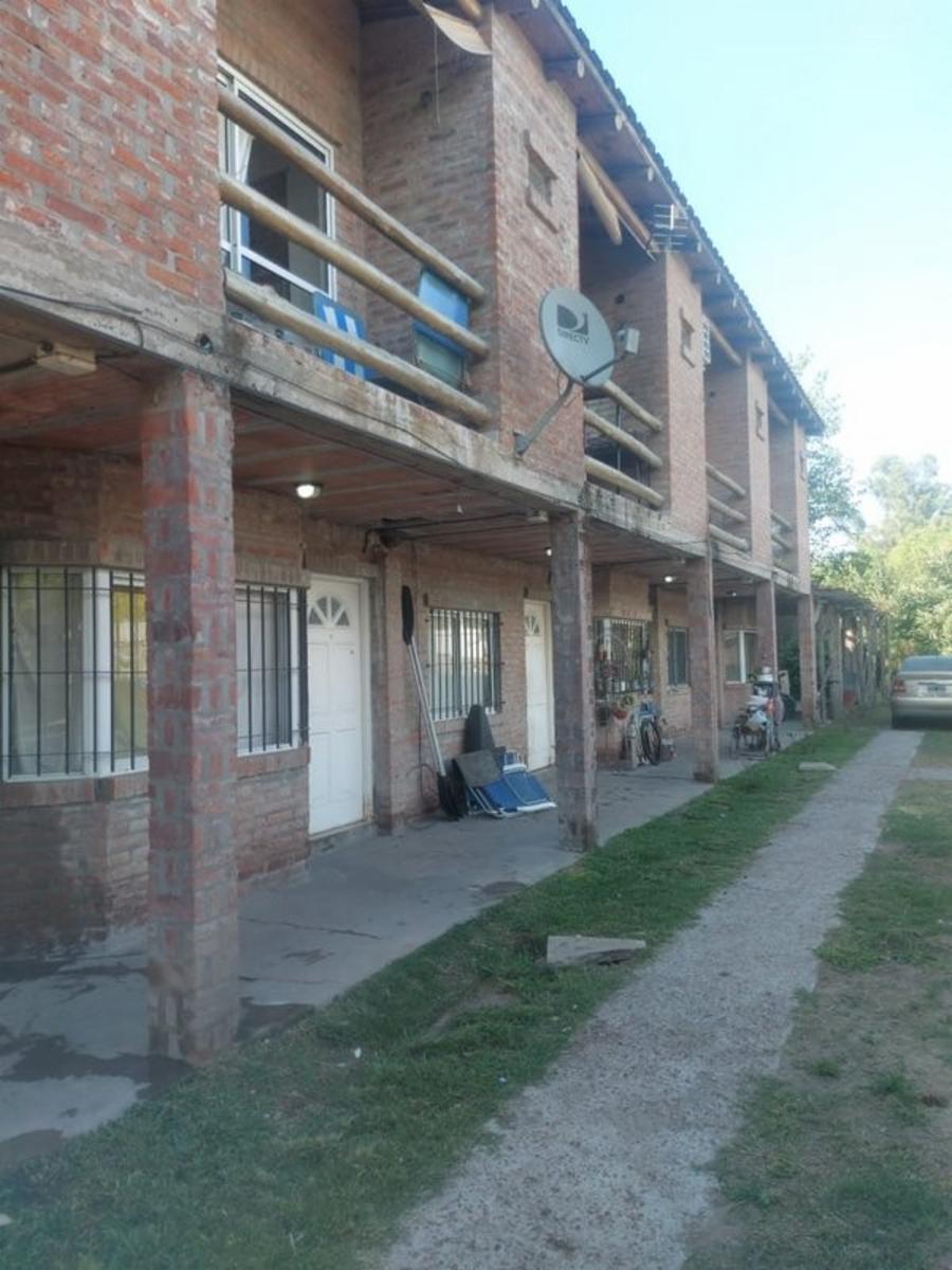 Av. Gral. Juan Domingo Perón · Tigre — foto 10