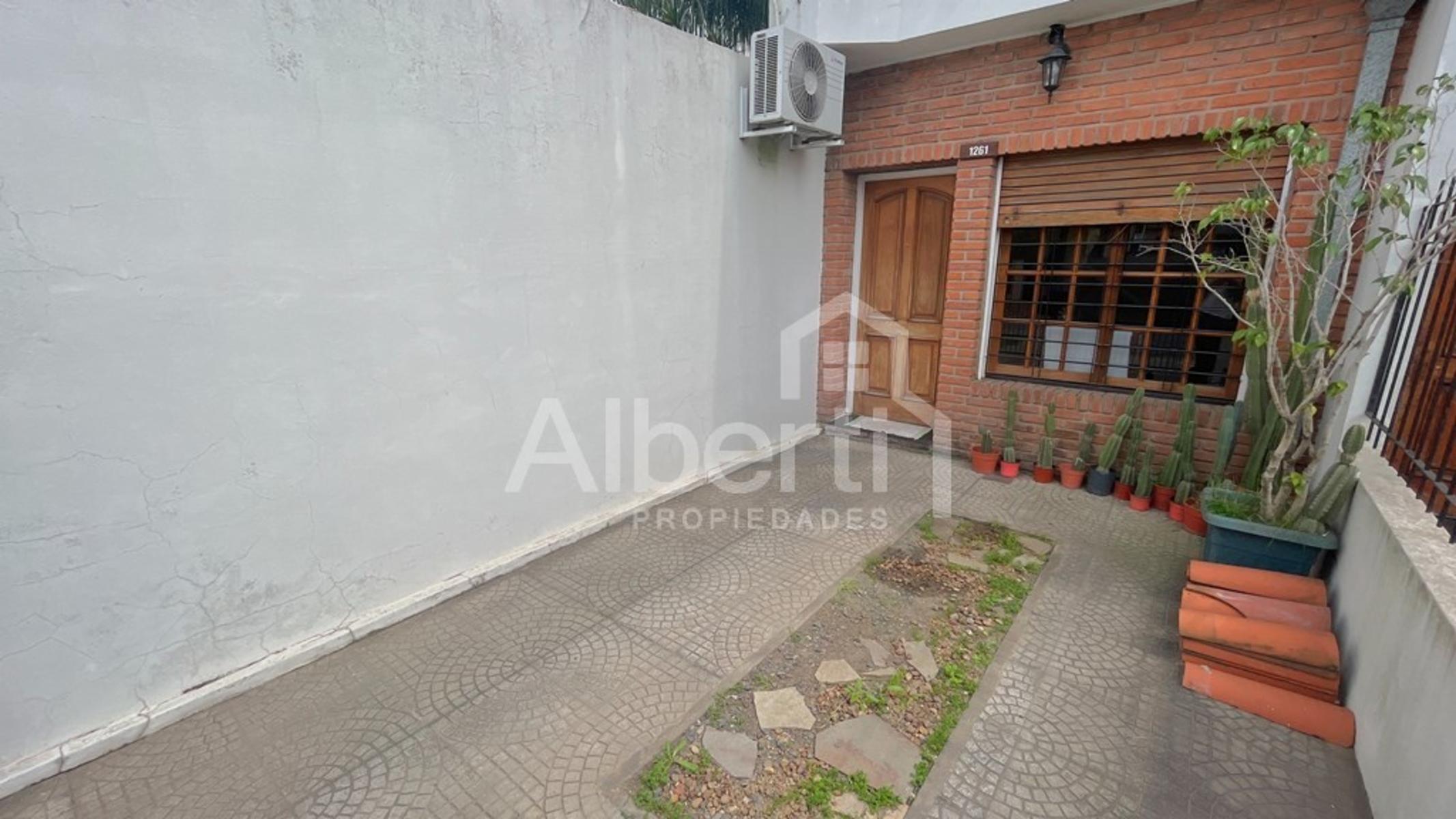 Joaquín V. Gonzalez 1200 · Morón — foto 3
