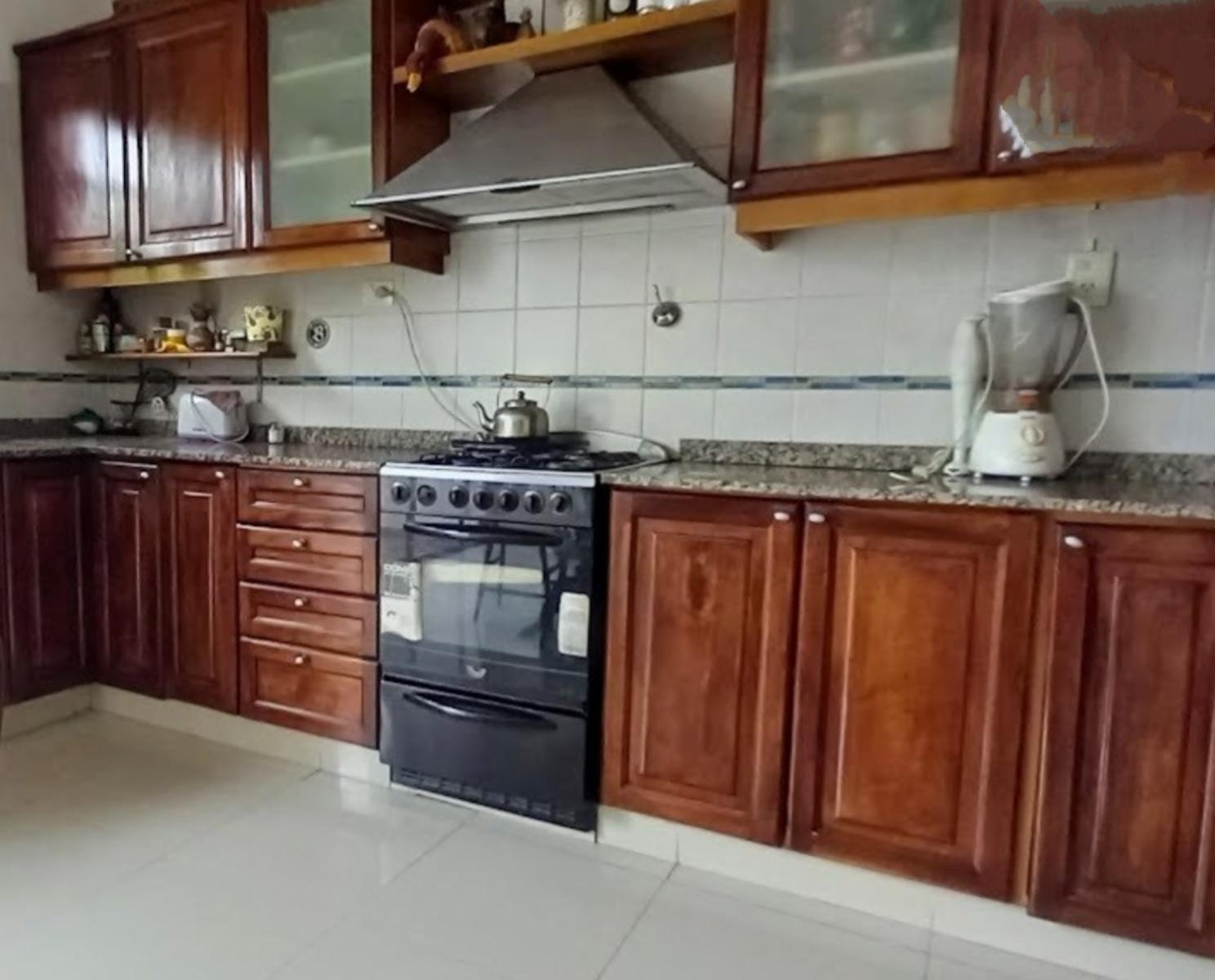 LOS ANDES 1200 · Morón — foto 10