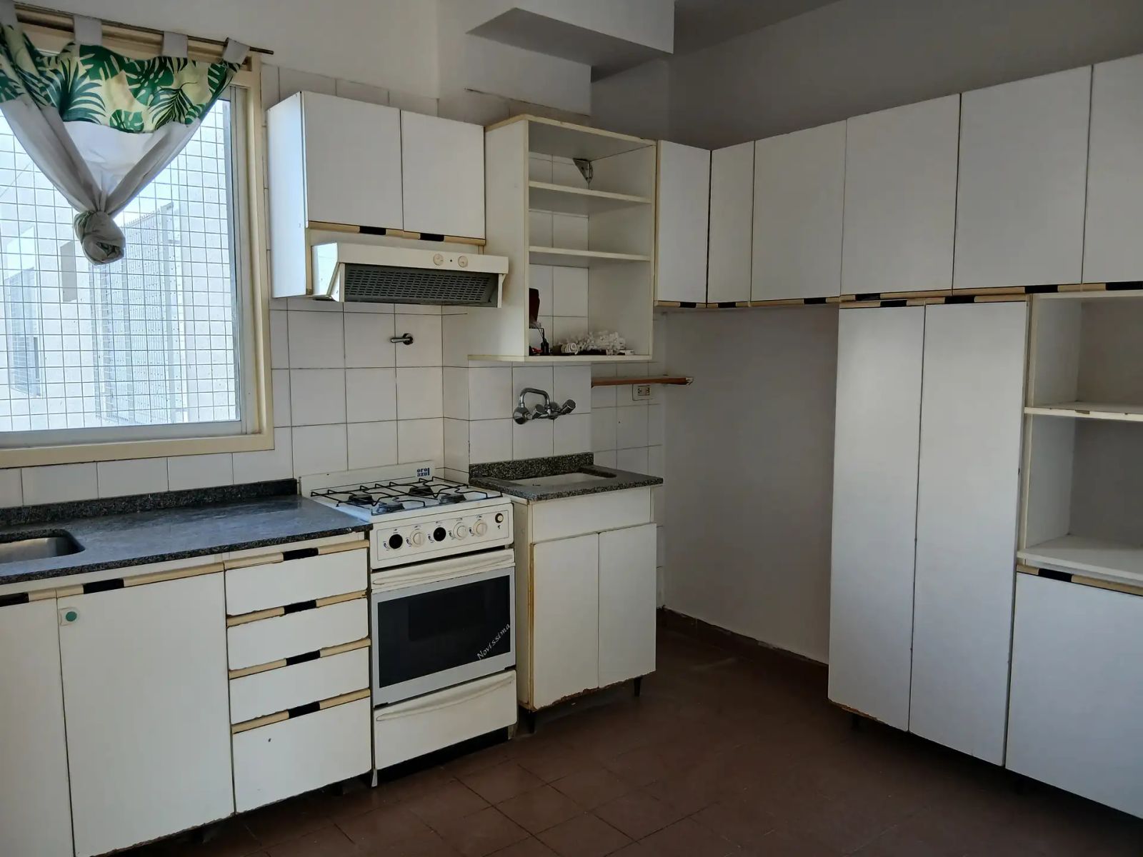 CHIVILCOY 322 · Floresta — foto 12