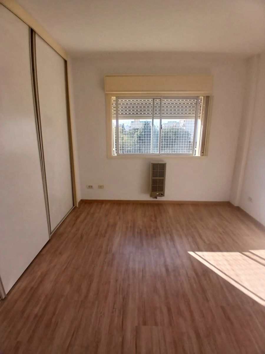 CHIVILCOY 322 · Floresta — foto 15