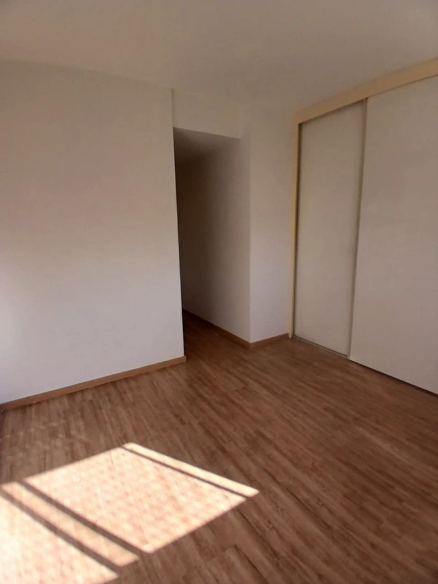 CHIVILCOY 322 · Floresta — foto 16