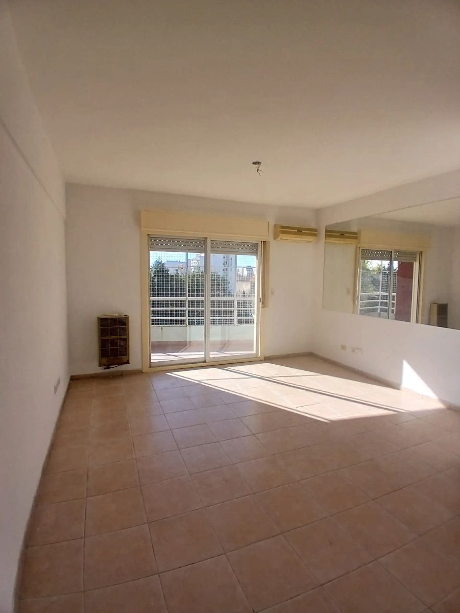 CHIVILCOY 322 · Floresta — foto 3