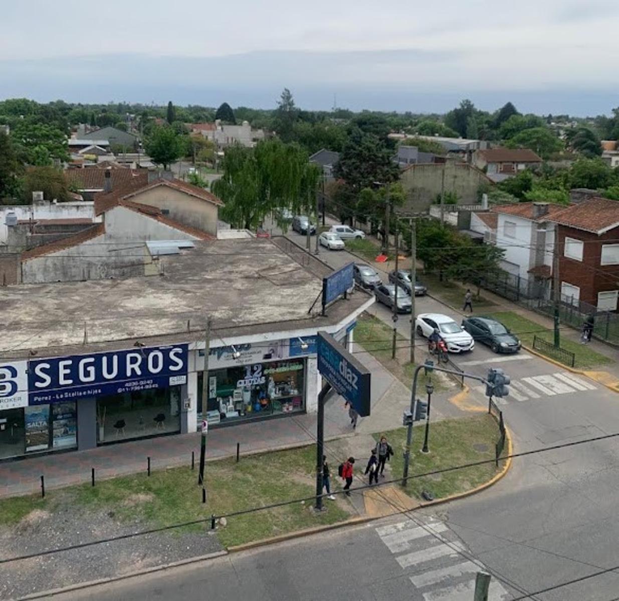 Av. San Martin 3196 · Almirante Brown — foto 7