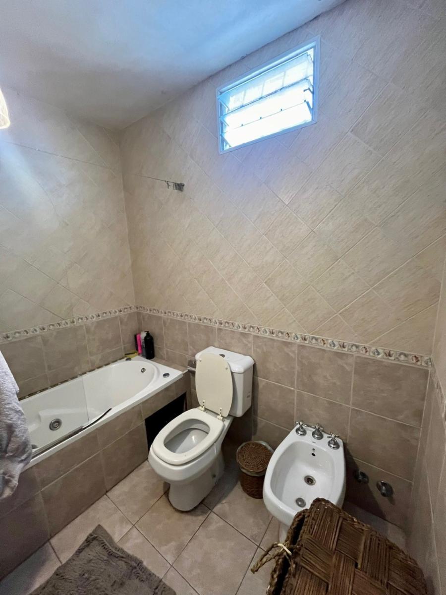 J.M. Estrada 1587 · Almirante Brown — foto 19