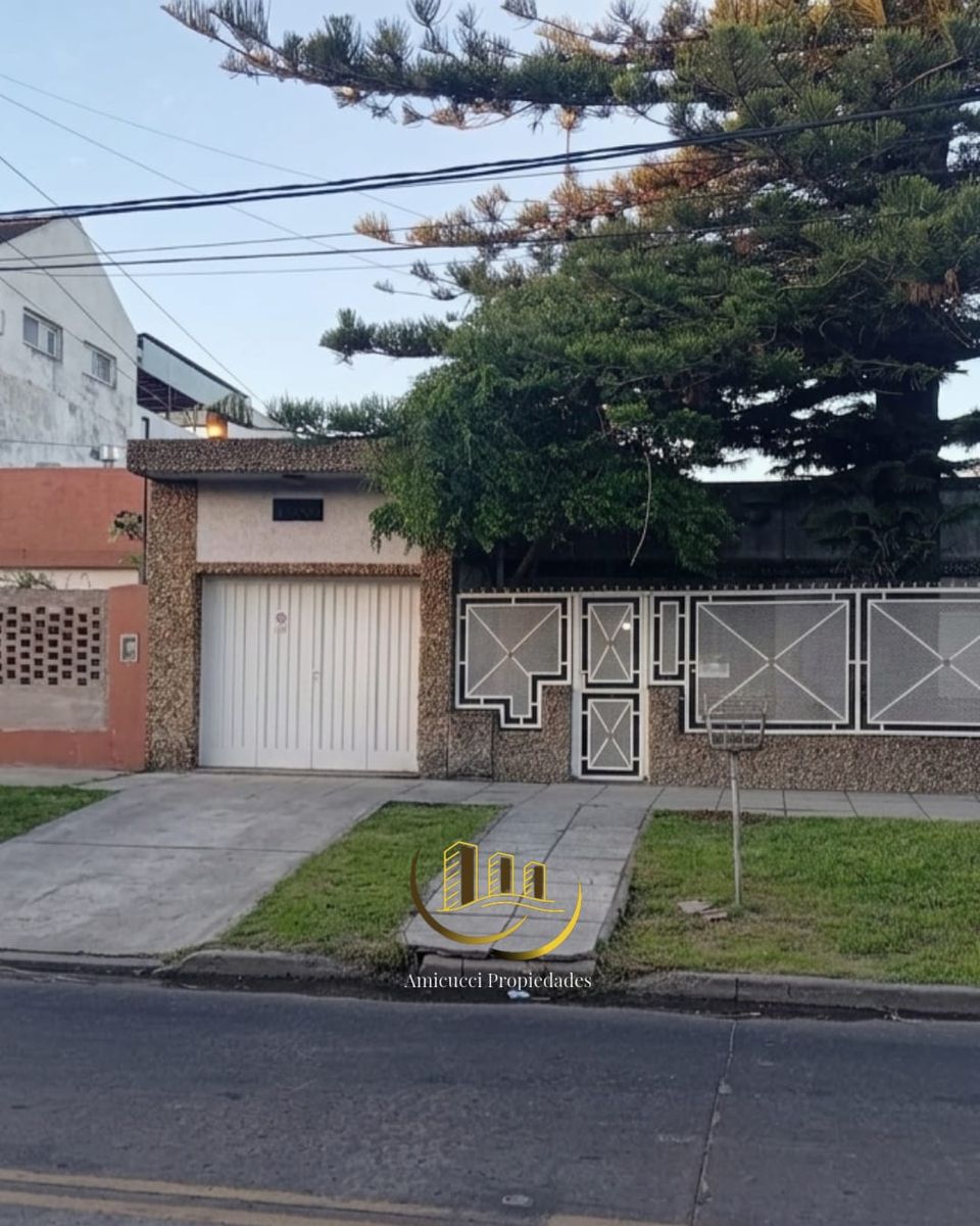 Gabino Ezeiza 8831 · Tres De Febrero — foto 3