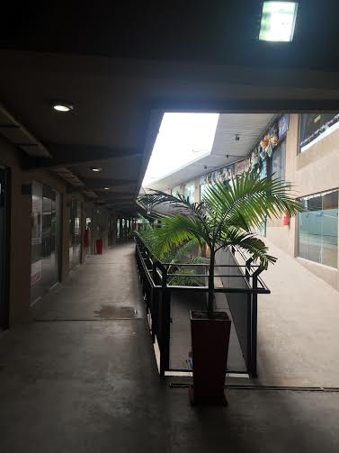 LOCAL COMERCIAL / OFICINA EN VENTA EN PASEO COMERCIAL VÍA PILAR