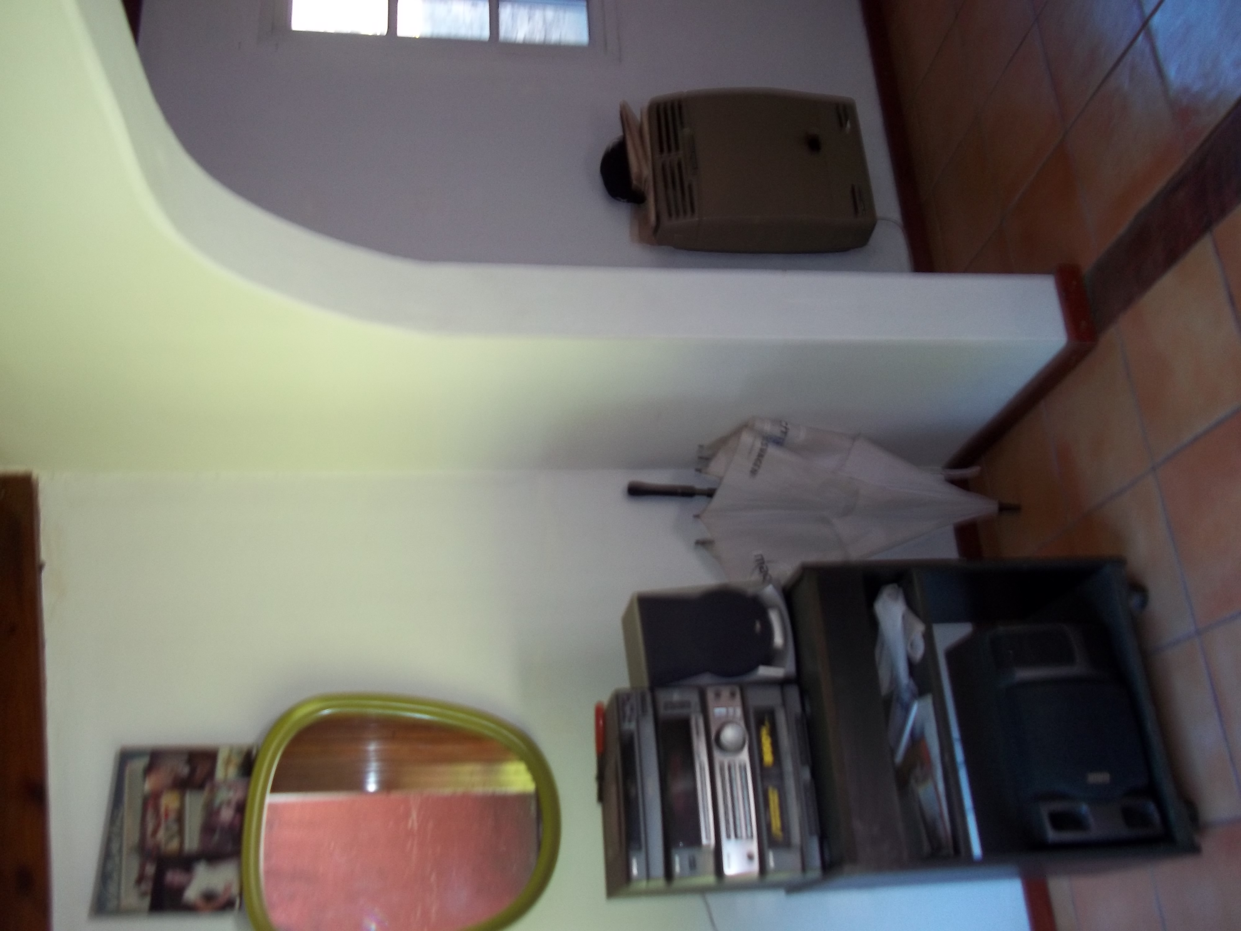 Moreno 1600 · Escobar — foto 3