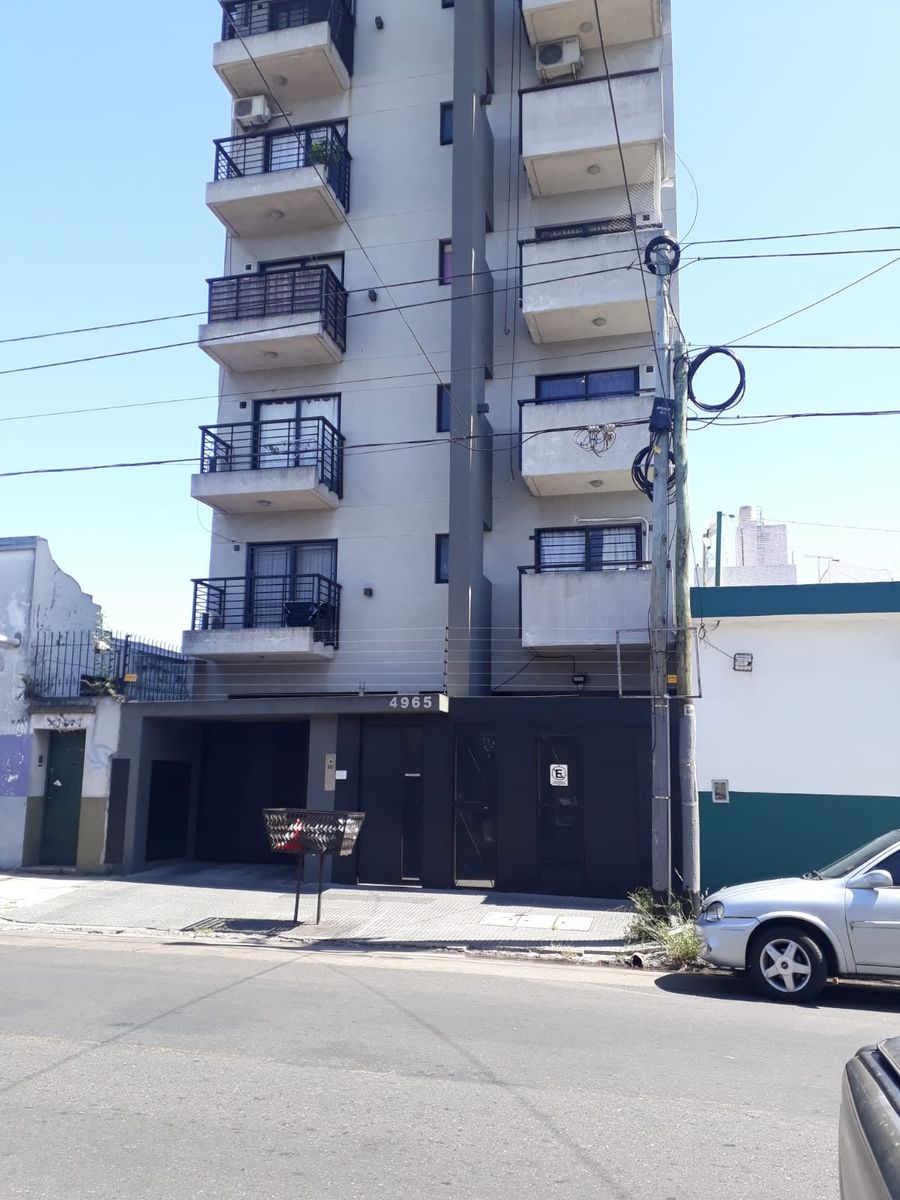 AVENIDA BARTOLOME MITRE 4900 · Tres De Febrero — foto 3