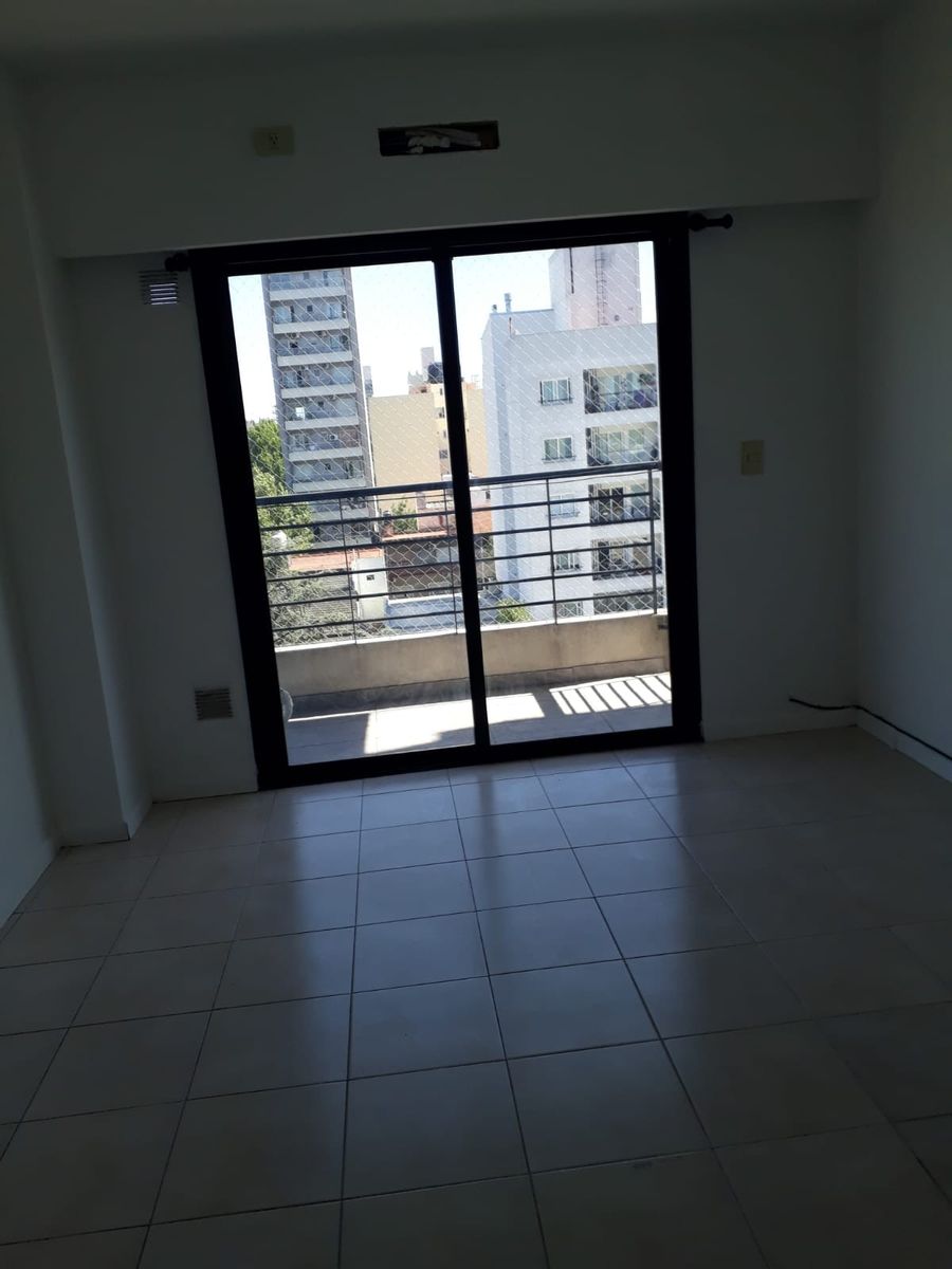 AVENIDA BARTOLOME MITRE 4900 · Tres De Febrero — foto 4