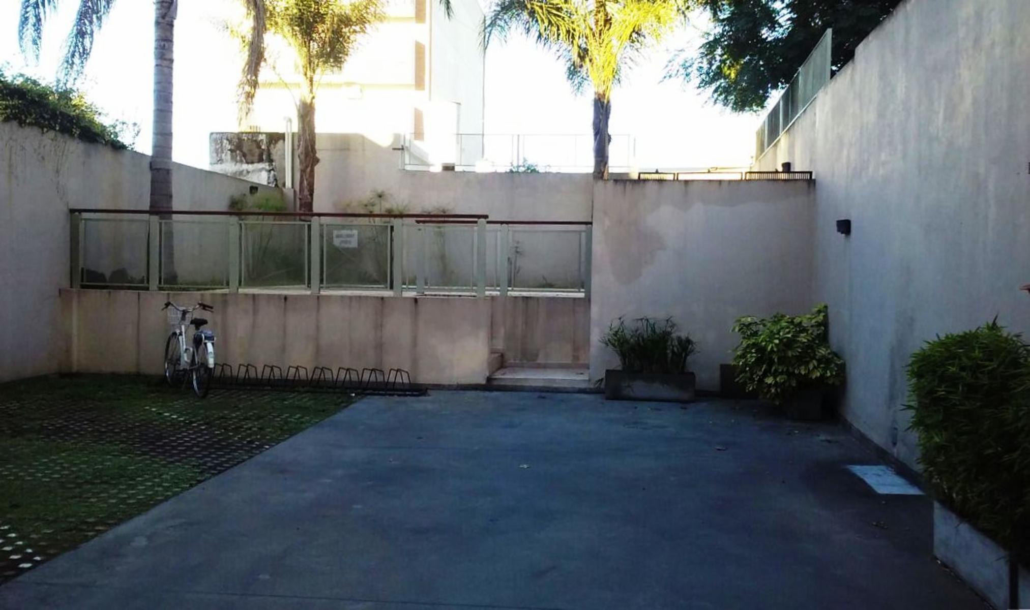 SUIPACHA 179 · Morón — foto 9