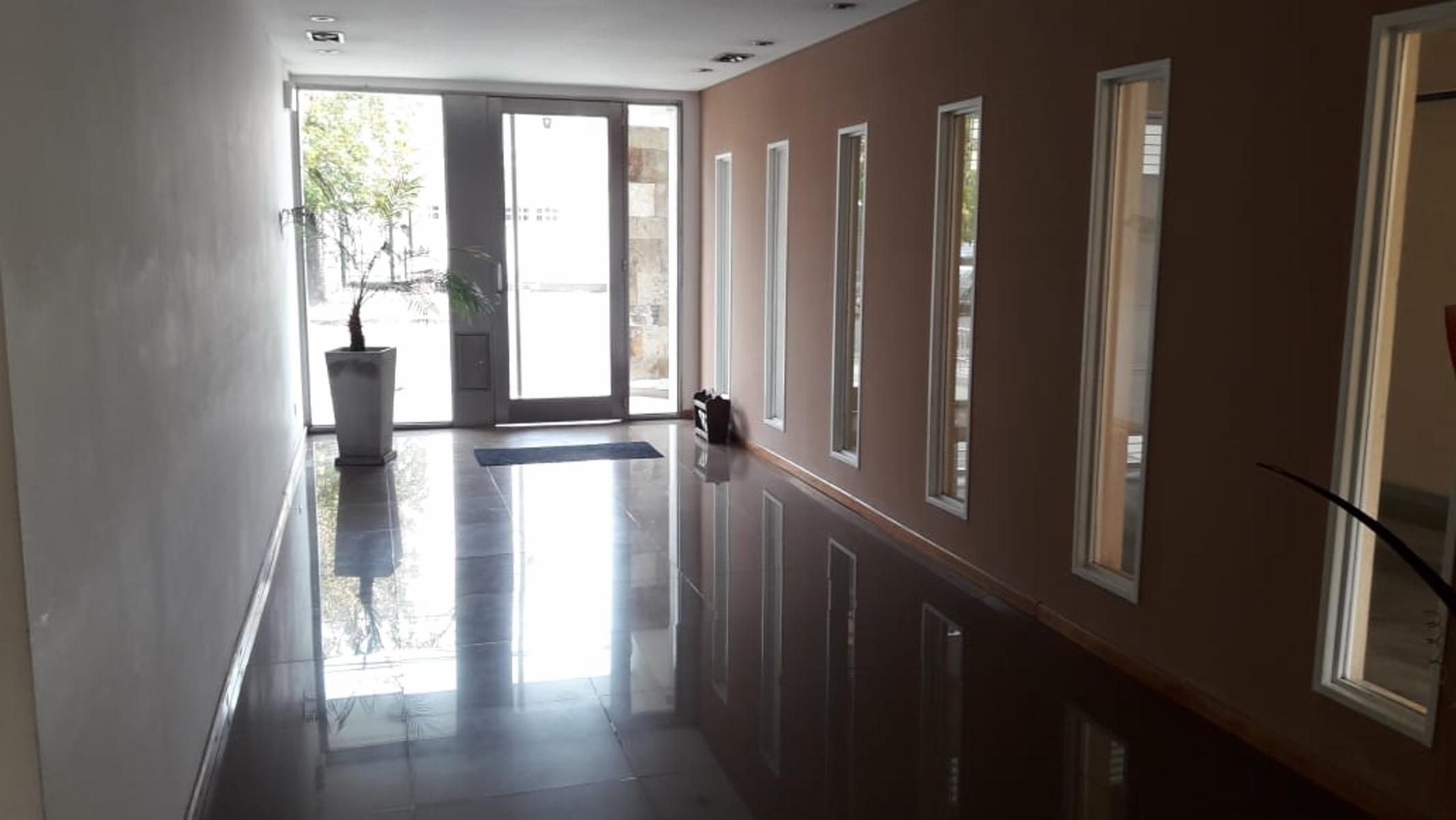 SARANDI 420 · Lomas De Zamora — foto 3