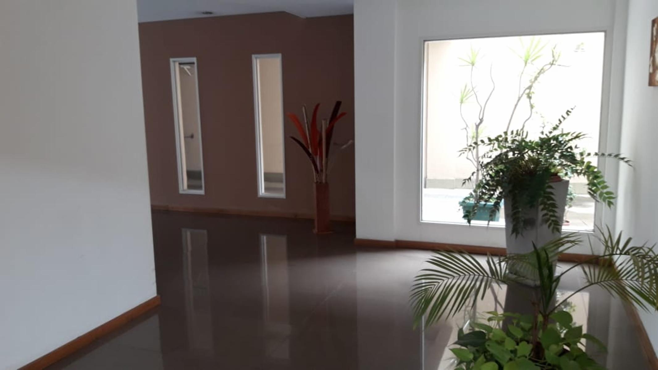 SARANDI 420 · Lomas De Zamora — foto 4