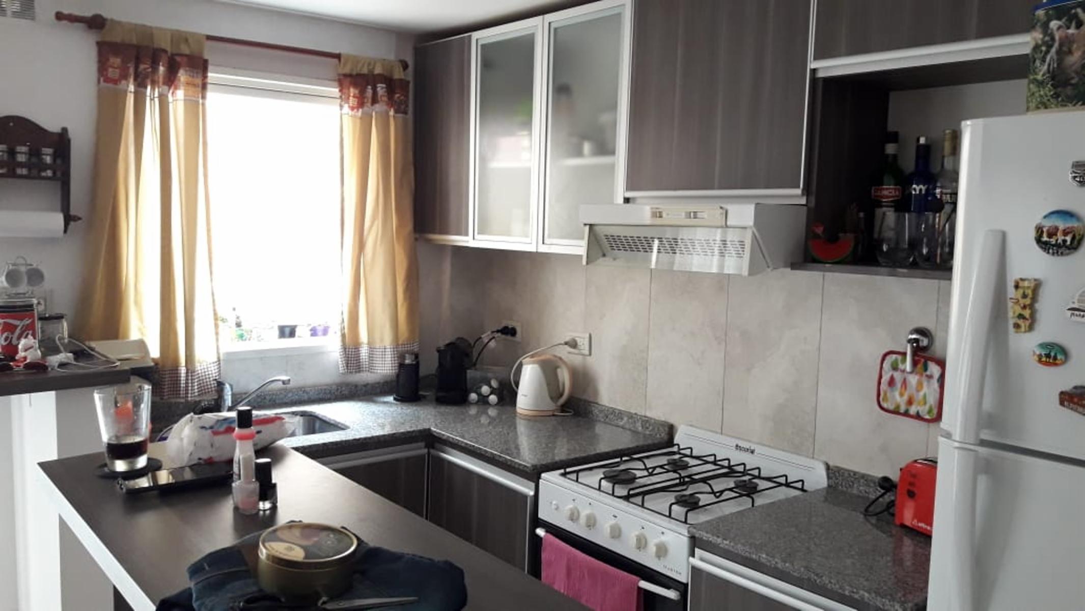 SARANDI 420 · Lomas De Zamora — foto 7
