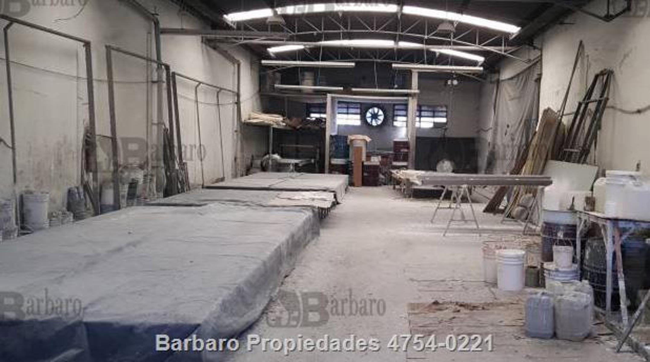 BARBARO VENDE GALPON  EN VILLA LYNCH , SAN MARTIN