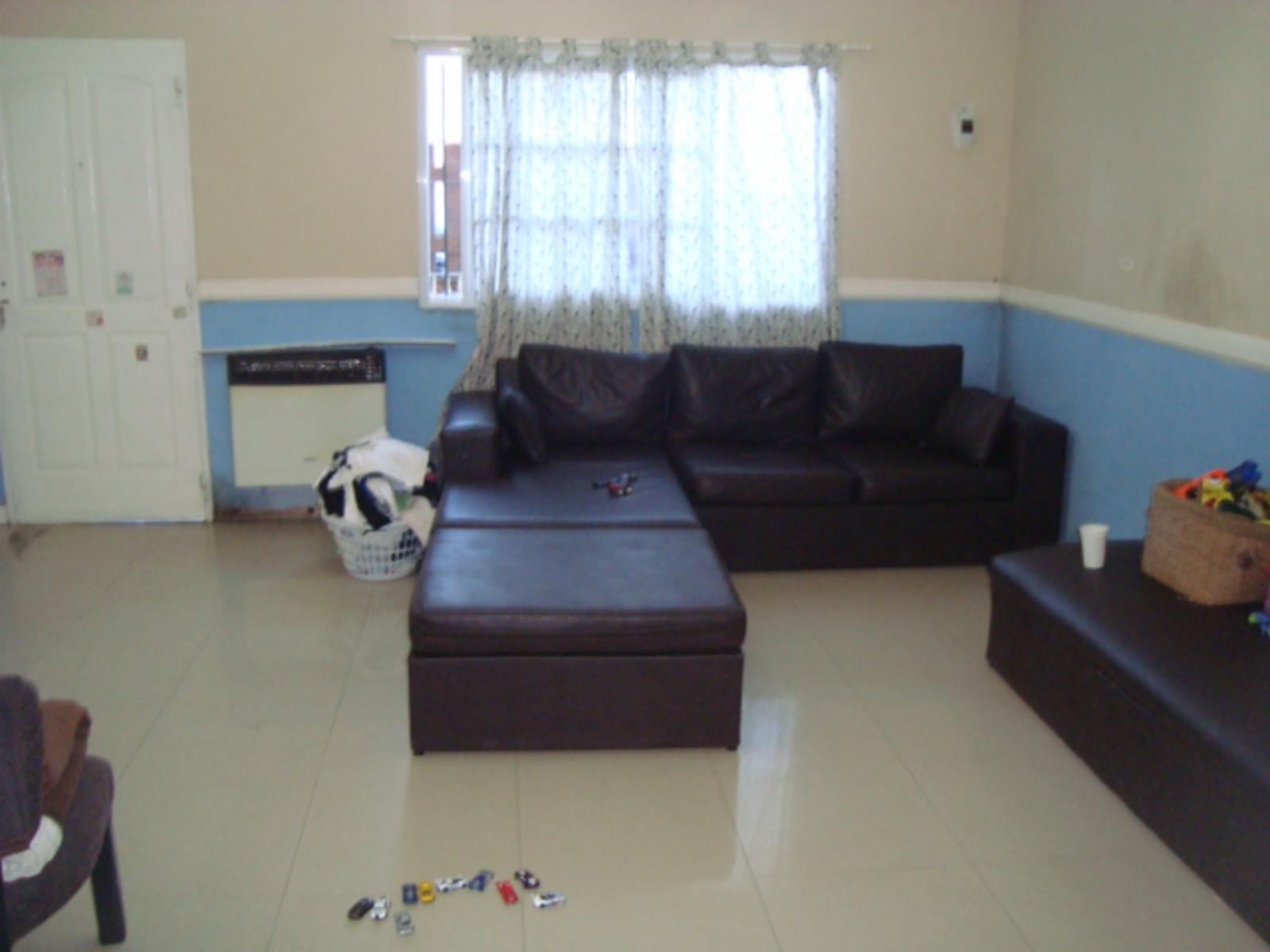 ALVEAR Nº 1700 · Almirante Brown — foto 3