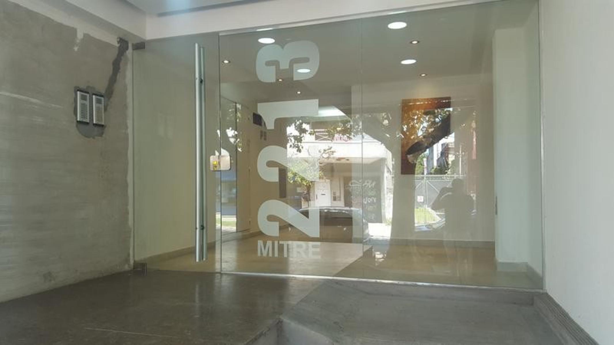 Bartolomé Mitre 2213 · Almirante Brown — foto 10