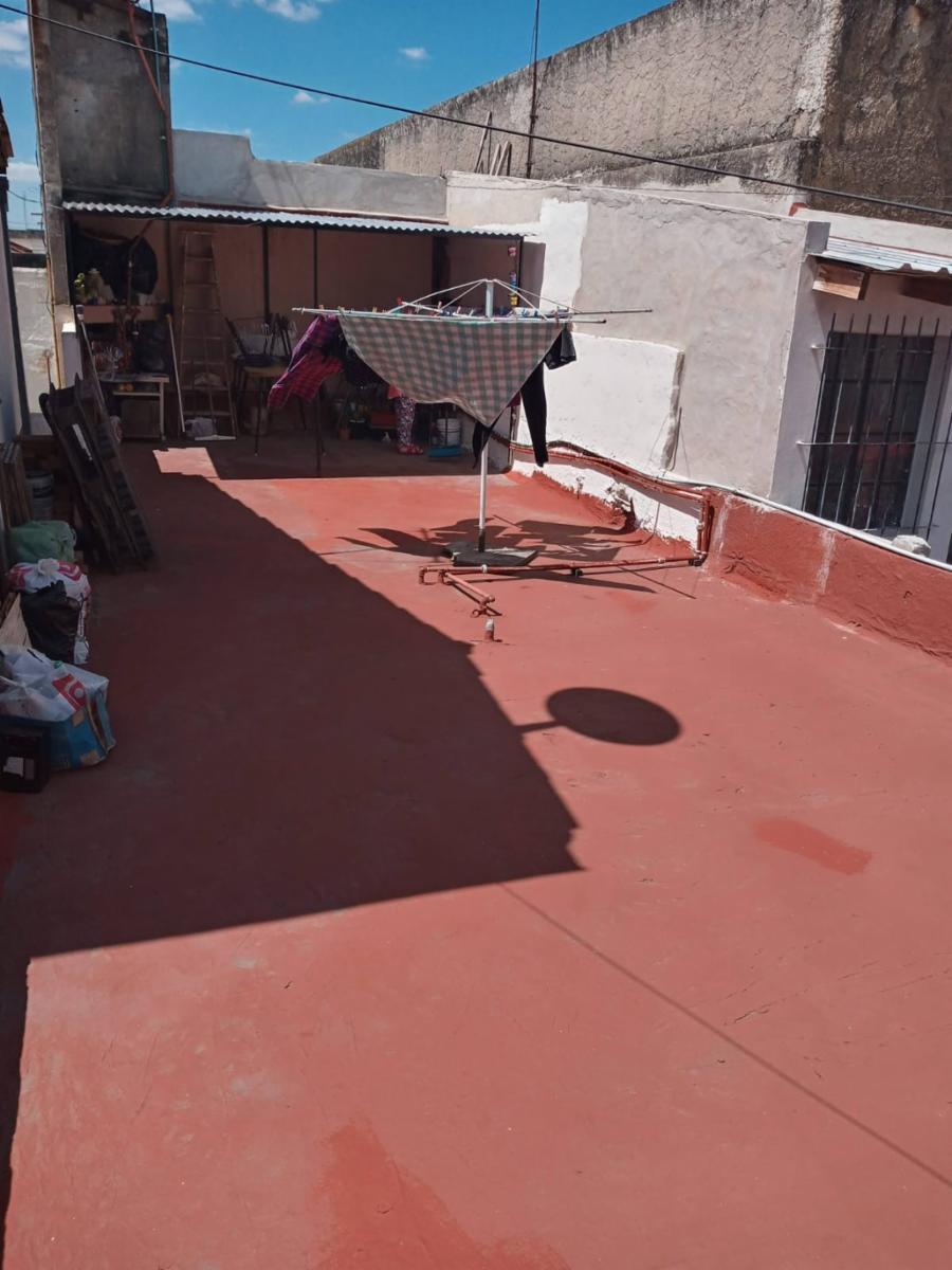 Aguero 900 · Morón — foto 12