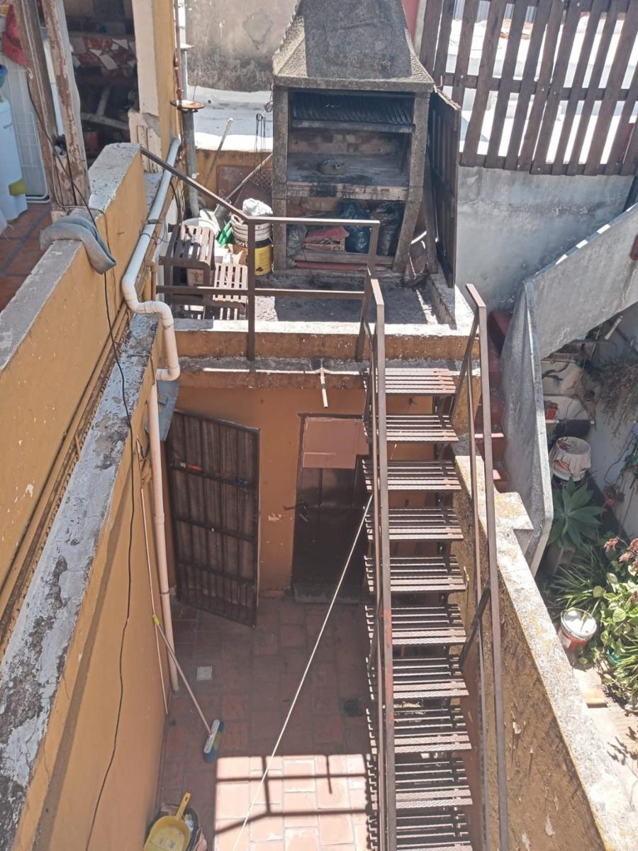 Aguero 900 · Morón — foto 13