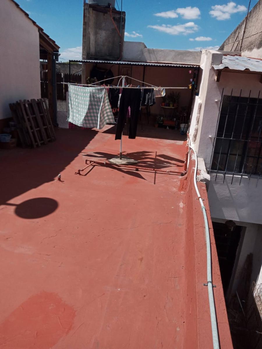 Aguero 900 · Morón — foto 15