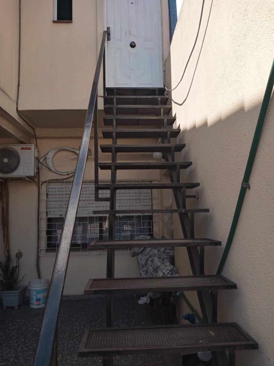 Aguero 900 · Morón — foto 17