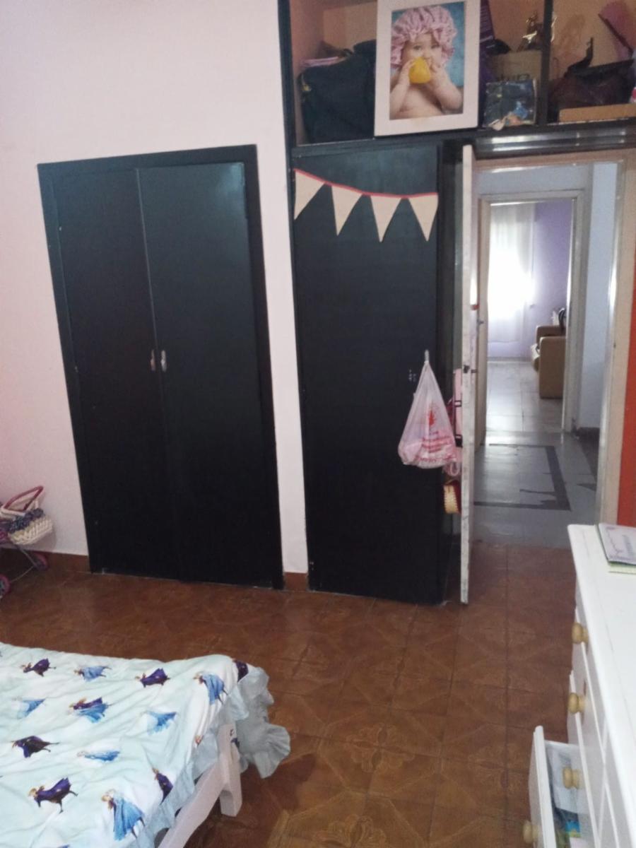 Aguero 900 · Morón — foto 5
