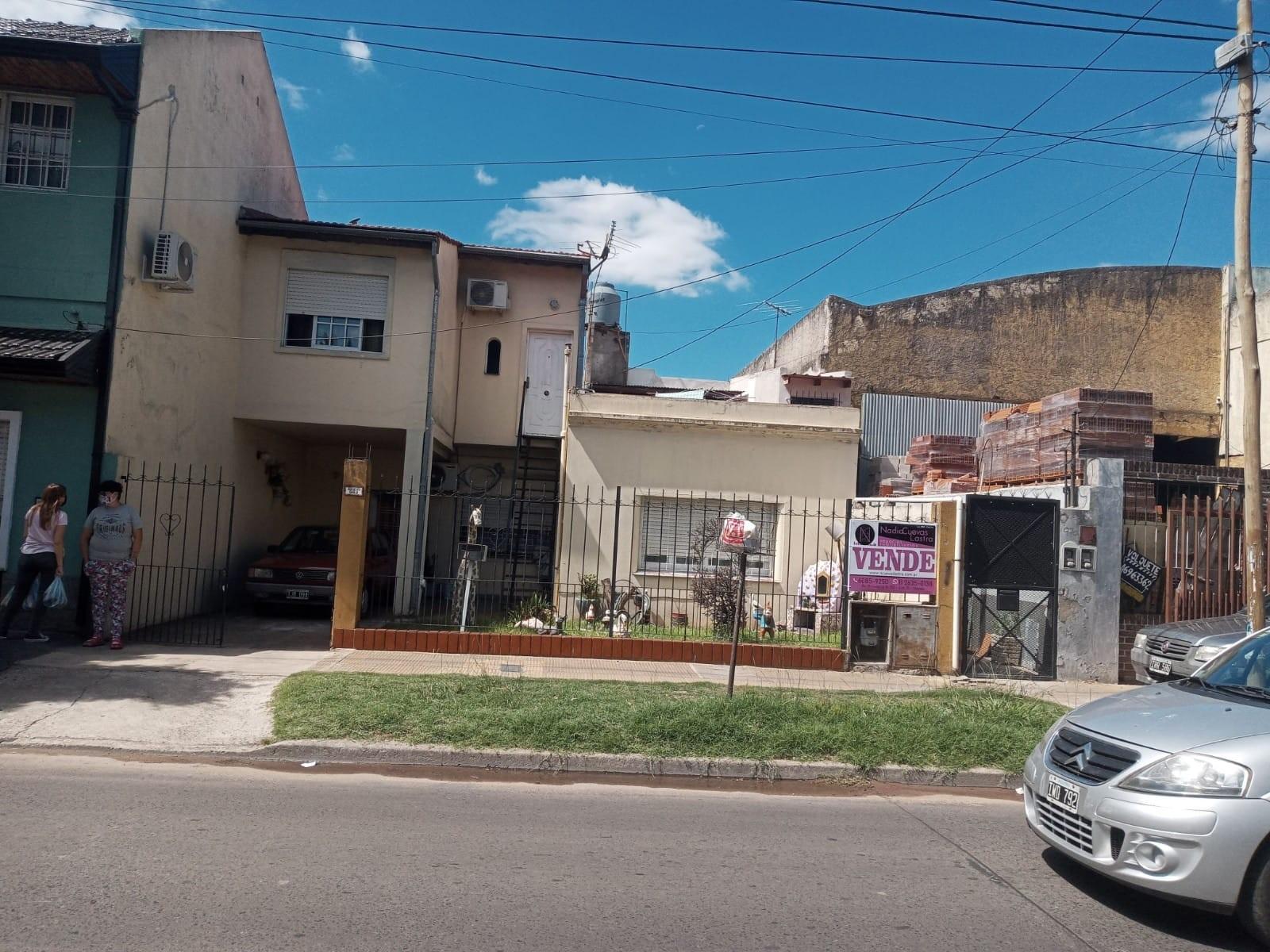 Aguero 900 · Morón — foto 9