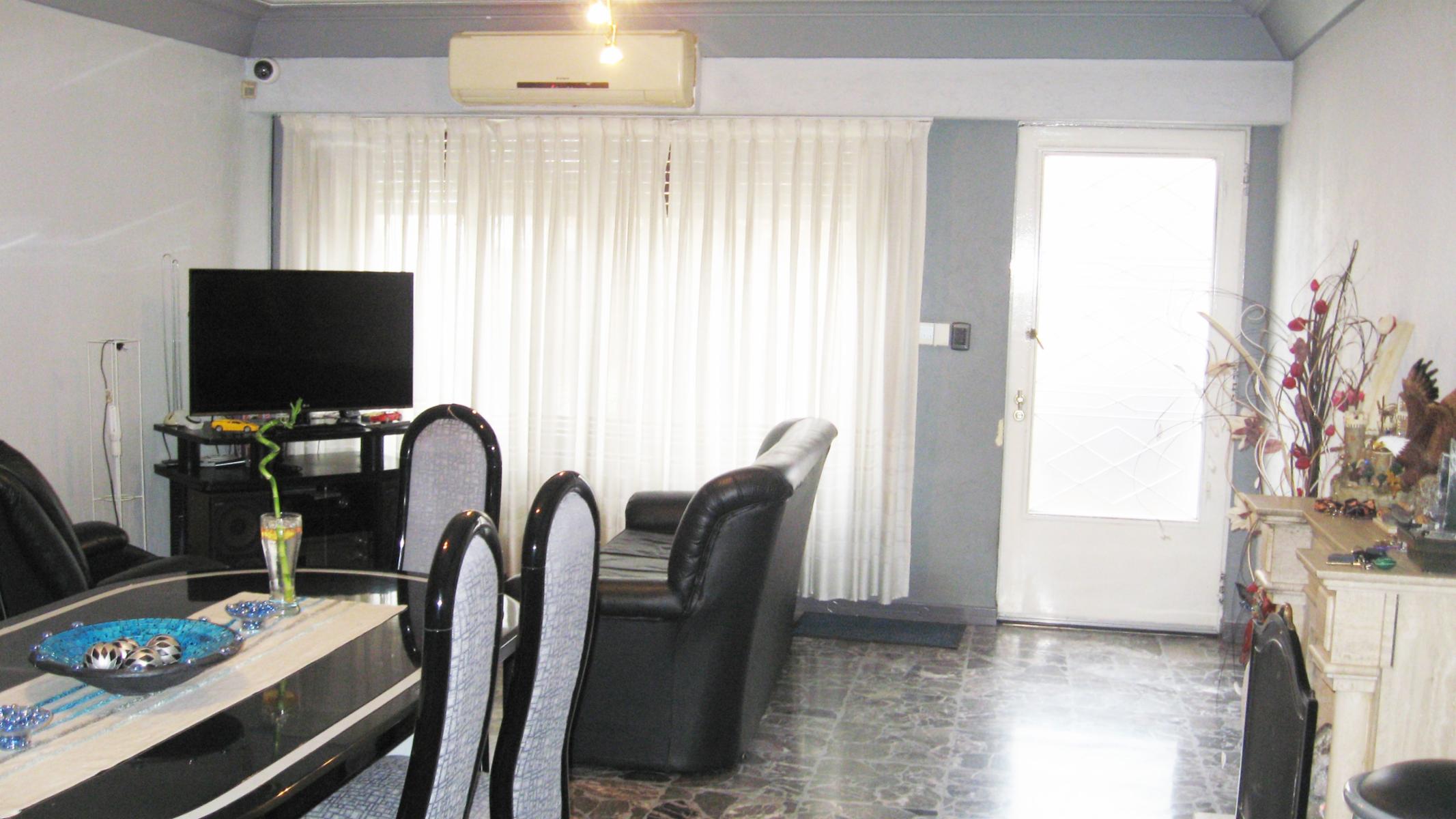 V697 Venta Ramos Mejia Casa Americana 6 amb