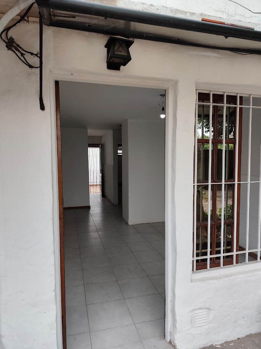VIAMONTE 3076 · Morón — foto 5
