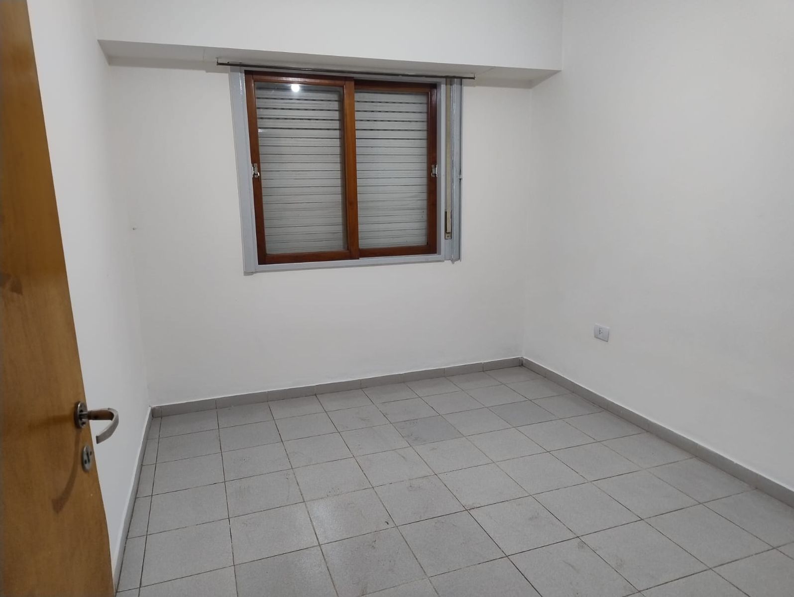 Thompson 1244 · Bahia Blanca — foto 9