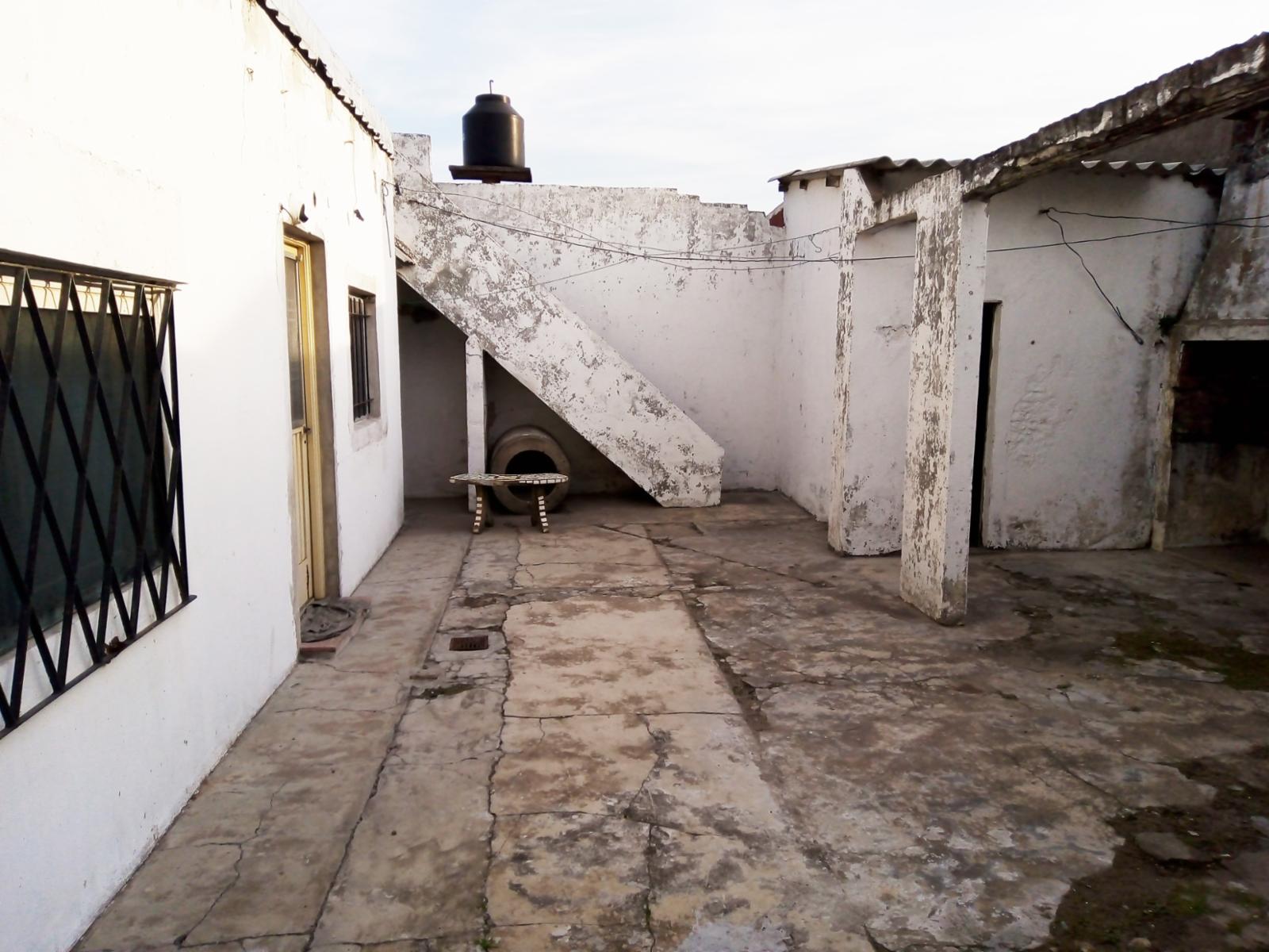DR. Rodolfo MONTE al 2500 · Morón — foto 13