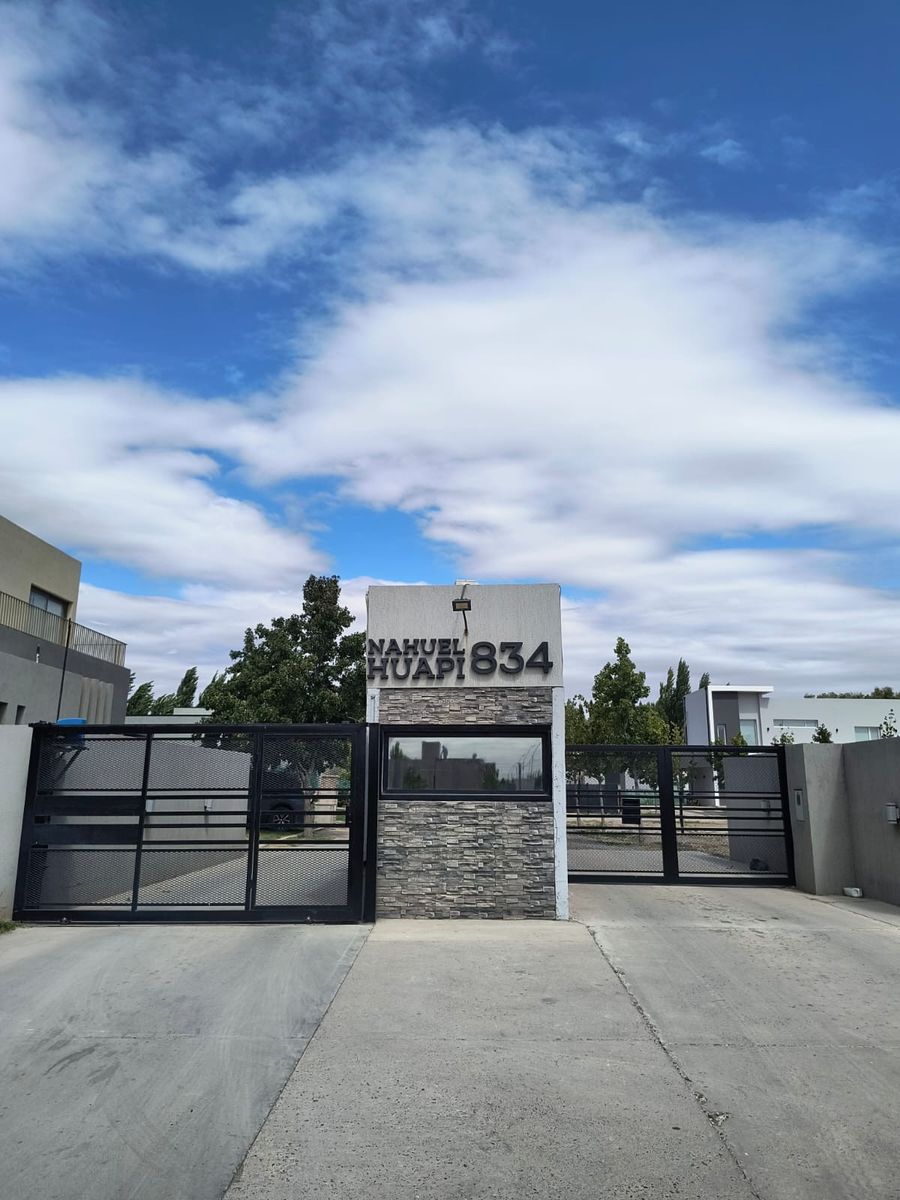TERRENO EN VENTA EN BARRIO PRIVADO LA HORQUILLA